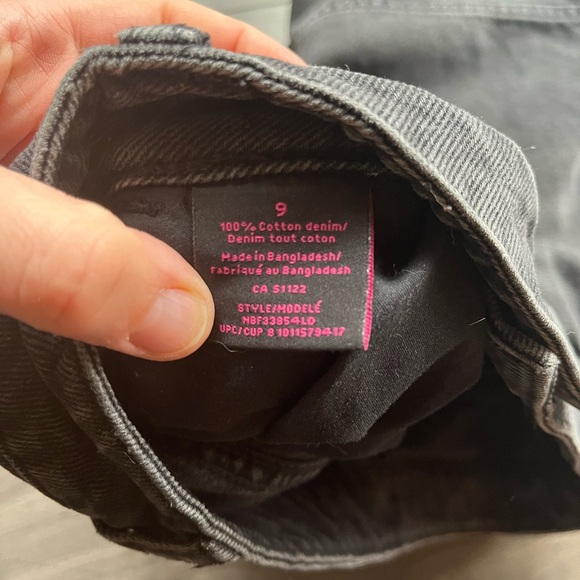 Women’s Cargo Jeans - Picture 4 of 5